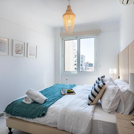 Whispering Palms 1-BR Apt By Finikoudes Beach Larnaka Exterior foto