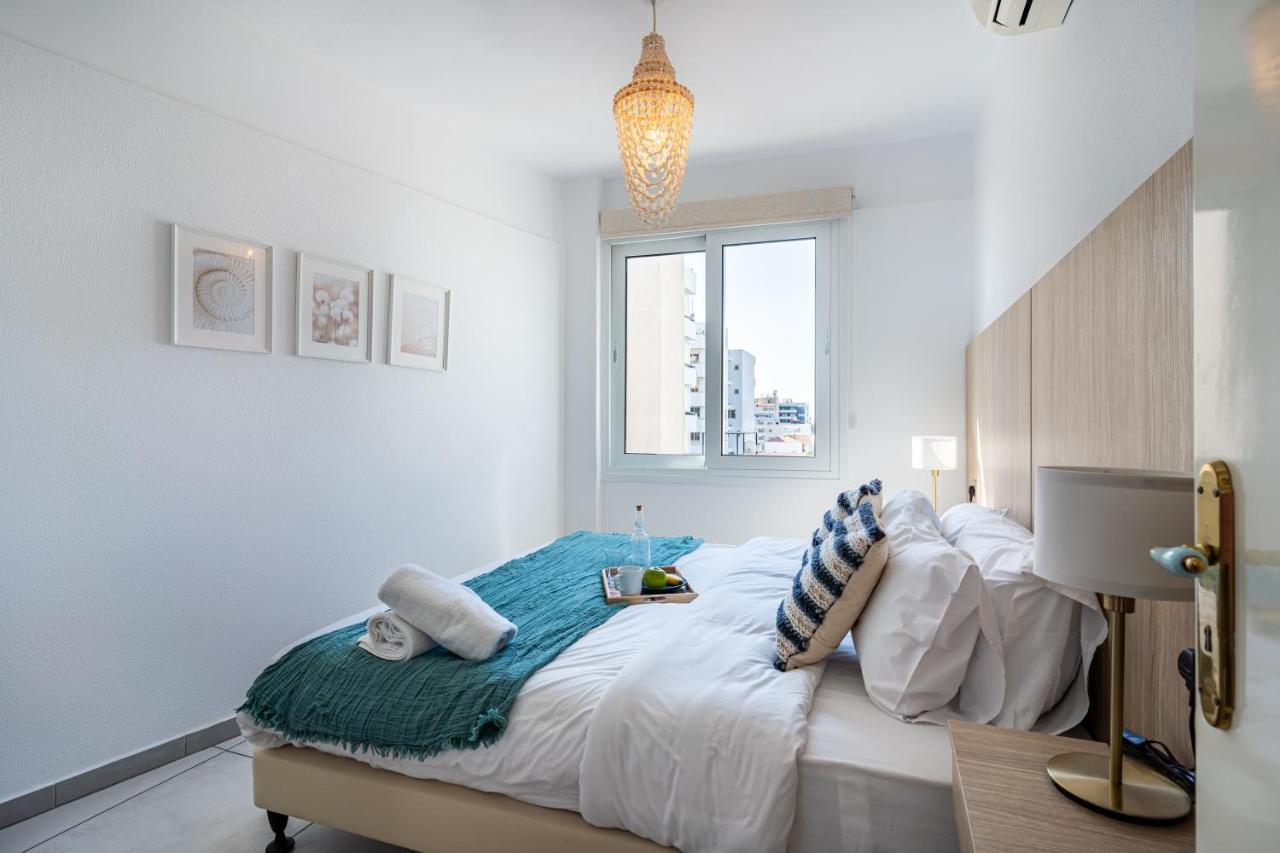 Whispering Palms 1-BR Apt By Finikoudes Beach Larnaka Exterior foto