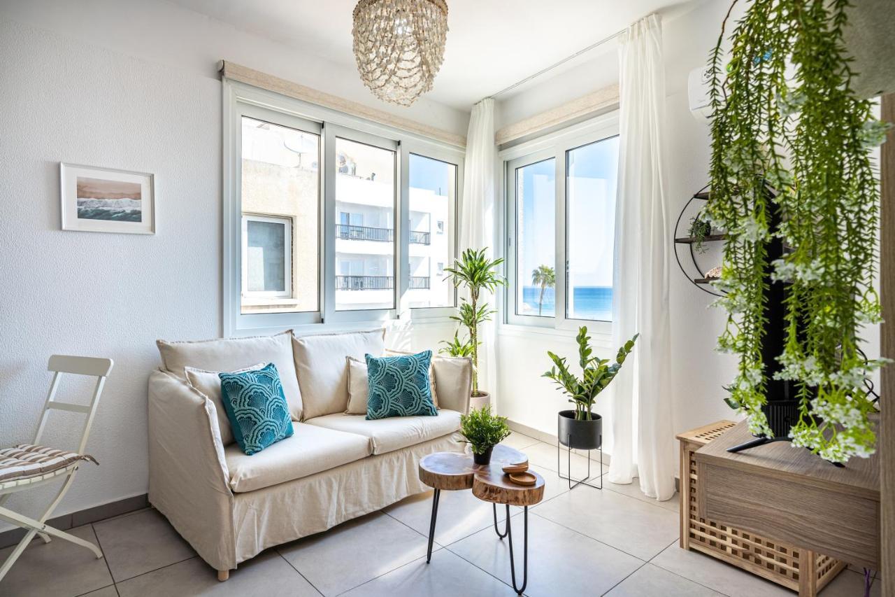 Whispering Palms 1-BR Apt By Finikoudes Beach Larnaka Exterior foto